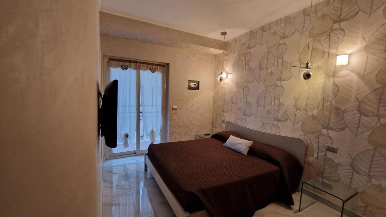 Olimpia Apartment Arma di Taggia Exterior photo
